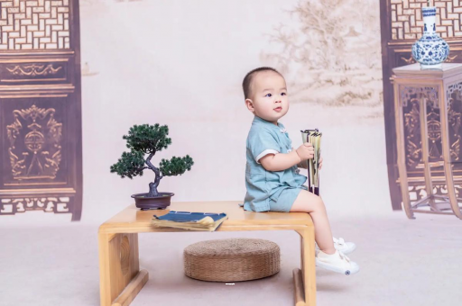 呼伦贝尔宝宝几个月可以笑出声 呼伦贝尔宝宝几个月可以笑出声